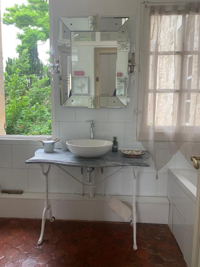 La Petite Maison クレピ・アン・ヴァロワ エクステリア 写真