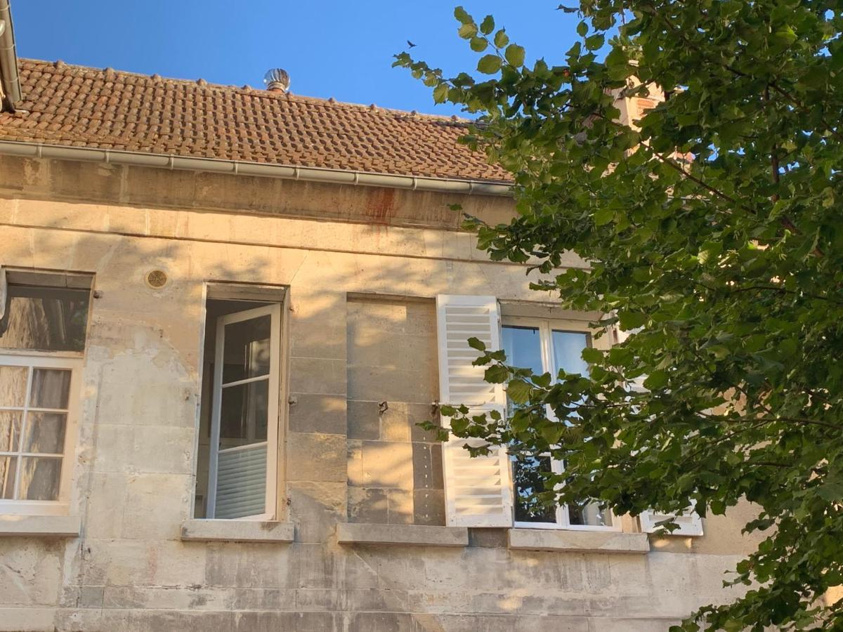 La Petite Maison クレピ・アン・ヴァロワ エクステリア 写真